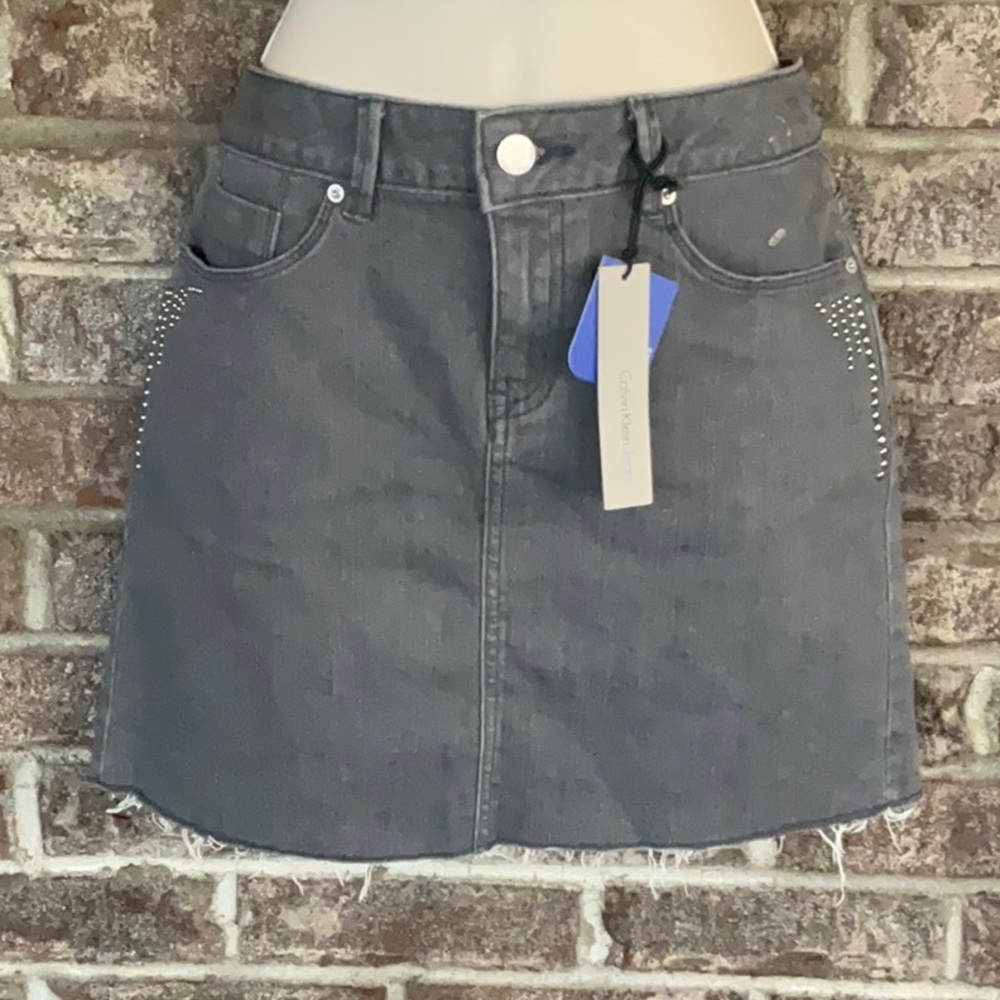 Calvin Klein jeans skirt - Picture 3 of 11